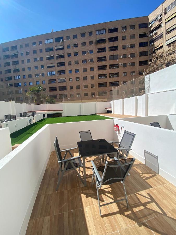Travel Habitat Ave Sorolla Suites Valencia Exterior foto