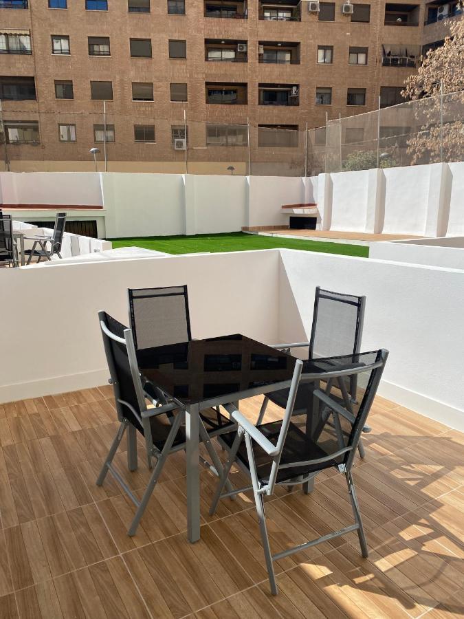 Travel Habitat Ave Sorolla Suites Valencia Exterior foto